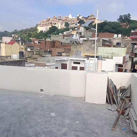 Goenka Home Stay Barsana Chhata Экстерьер фото