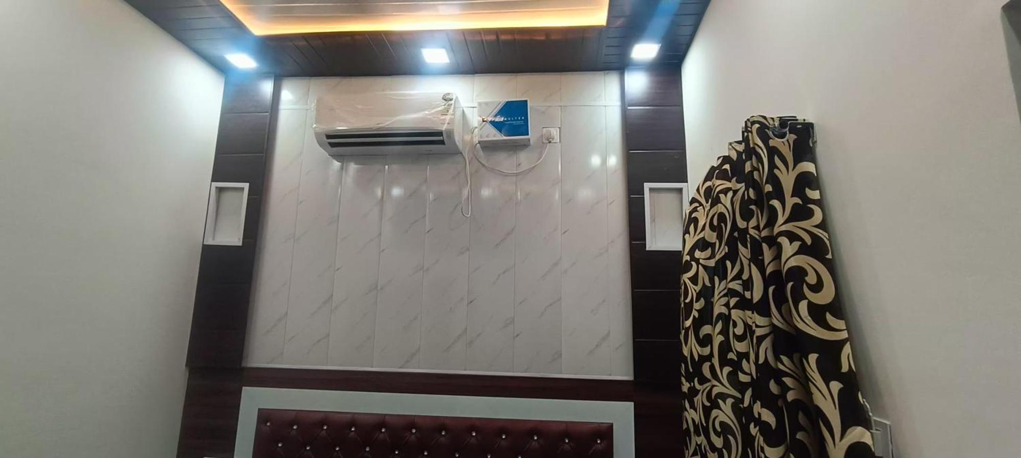 Goenka Home Stay Barsana Chhata Экстерьер фото